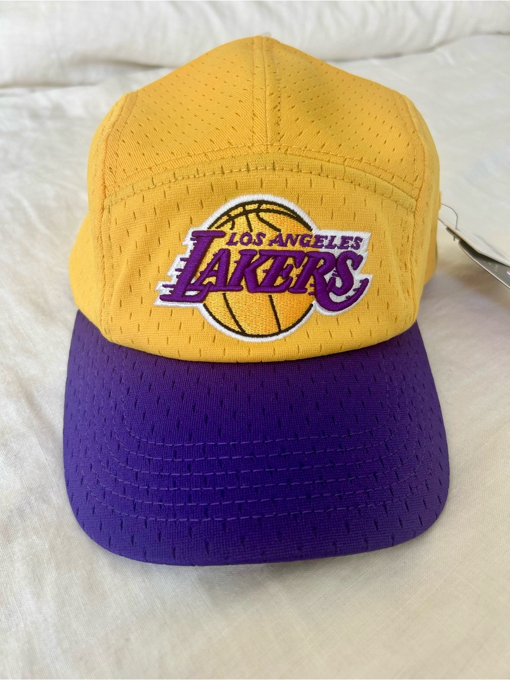 Official NBA Los Angeles Lakers Mesh 5-Panel Cap